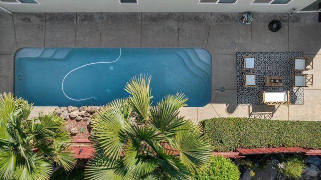 710 Almondcrest St, Oakdale, CA 95361