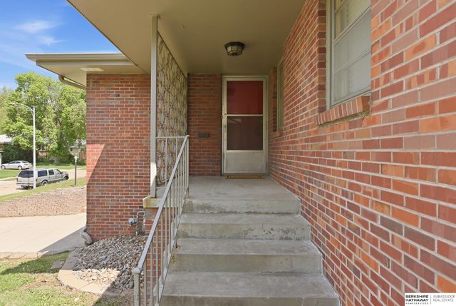 2501 and 2503 S 49 Street, Omaha, NE 68106