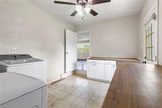 2625 N Nansemond DR, Suffolk, VA 23435