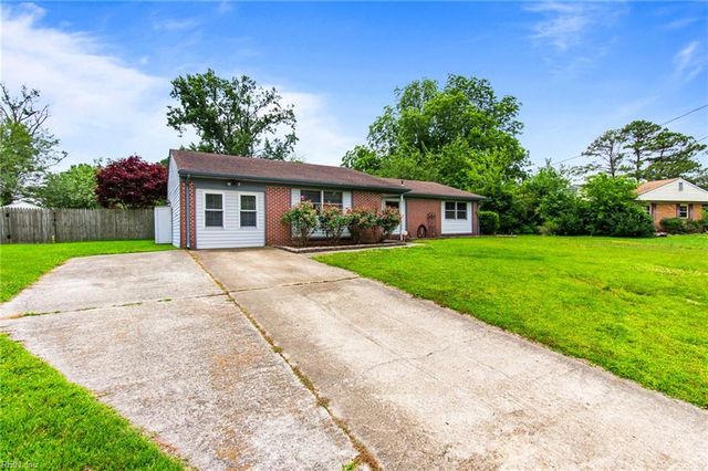 2625 N Nansemond DR, Suffolk, VA 23435