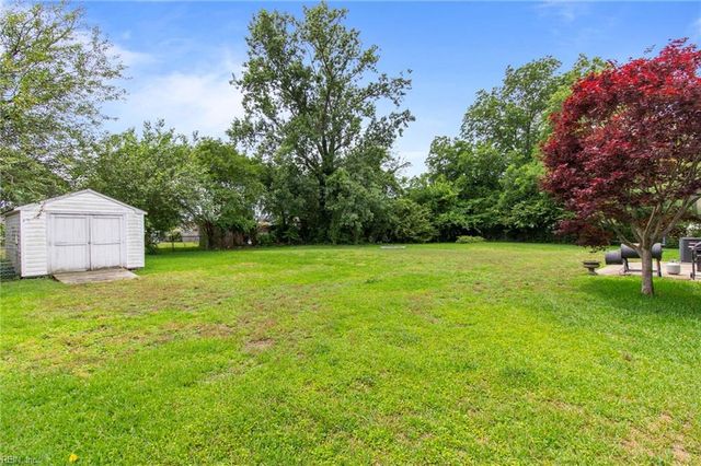 2625 N Nansemond DR, Suffolk, VA 23435