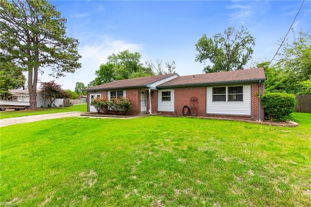 2625 N Nansemond DR, Suffolk, VA 23435