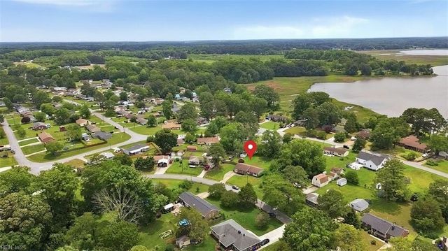 2625 N Nansemond DR, Suffolk, VA 23435