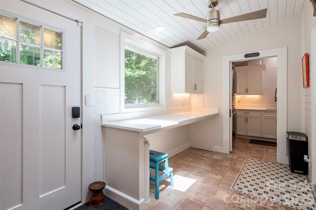 2511 Kanuga Road, Hendersonville, NC 28739