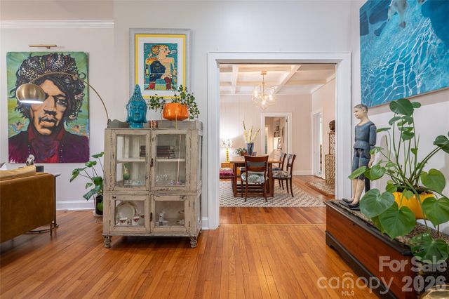 2511 Kanuga Road, Hendersonville, NC 28739