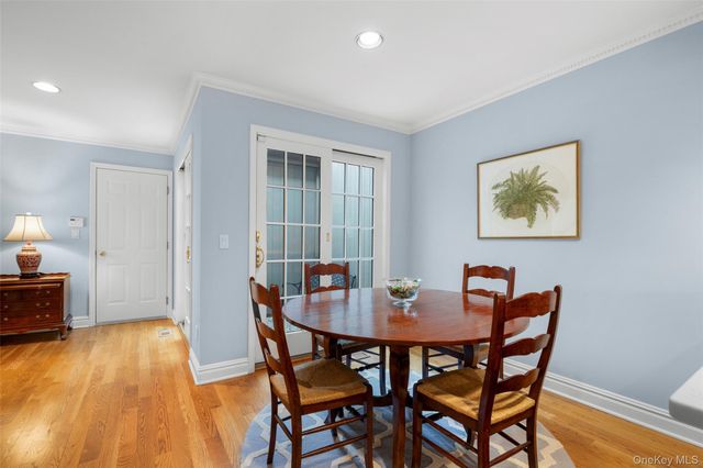 1102 Fairway Green, Mamaroneck, NY 10543