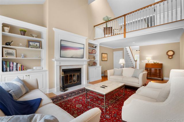 1102 Fairway Green, Mamaroneck, NY 10543