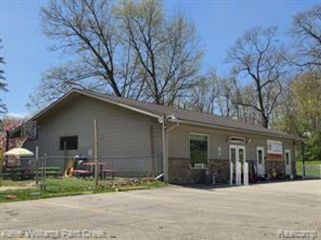 3107 Hayes Street, Leoni Township, MI 49203