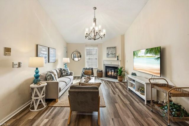 4814 Station House LN, Virginia Beach, VA 23455