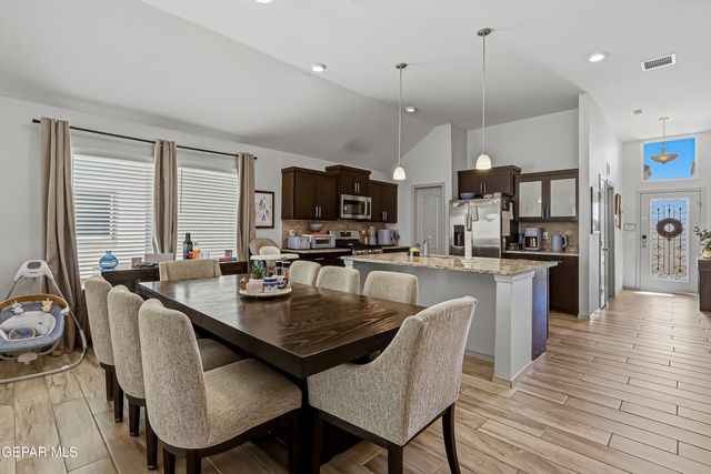 13757 Lago Vista Avenue, Horizon City, TX 79928