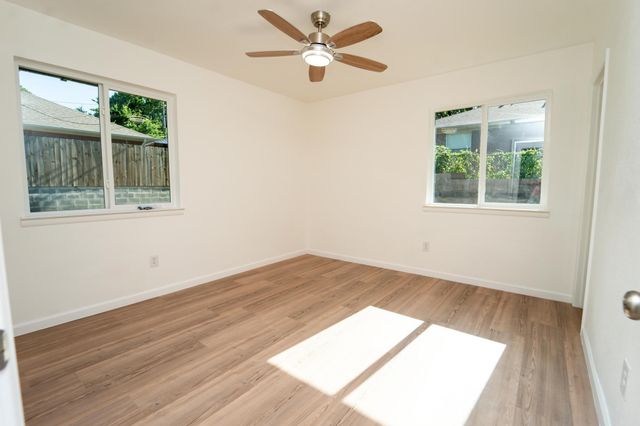 717 Magnolia Street, Kennedale, TX 76060