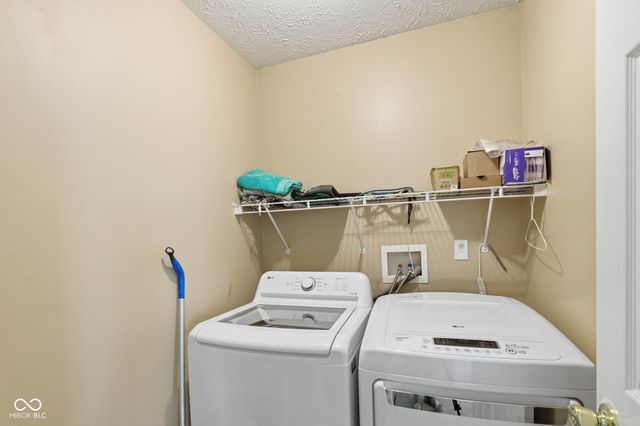 2074 Alysheba Drive, Indianapolis, IN 46234