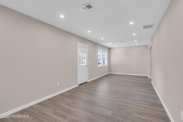 89 Brakenbury Drive, Toms River, NJ 08757