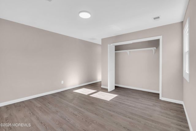 89 Brakenbury Drive, Toms River, NJ 08757