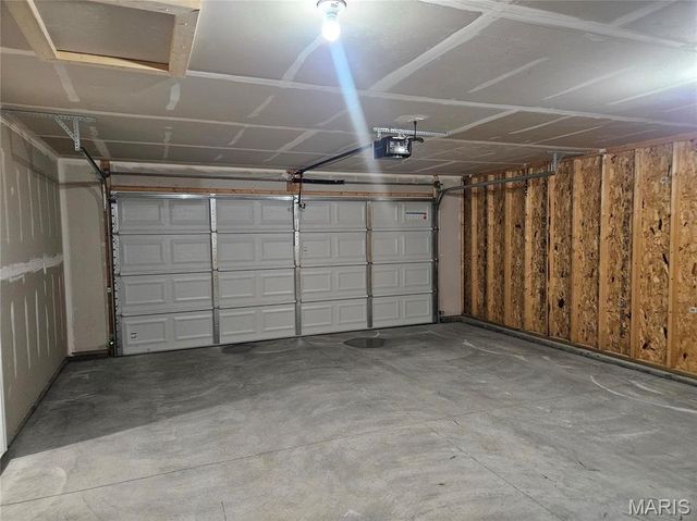 402 Daniel Court, New Haven, MO 63068