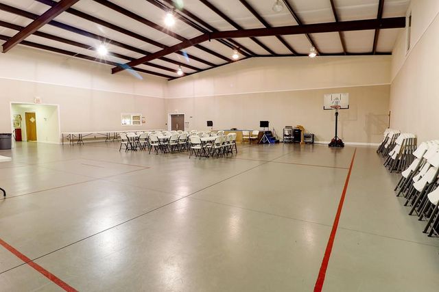 319 County Rd 79, Headland, AL 36345