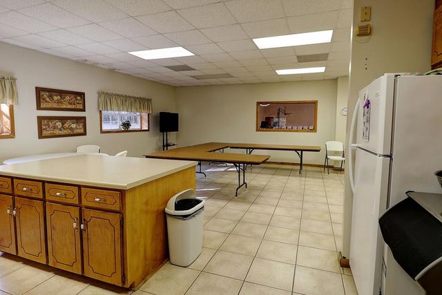 319 County Rd 79, Headland, AL 36345