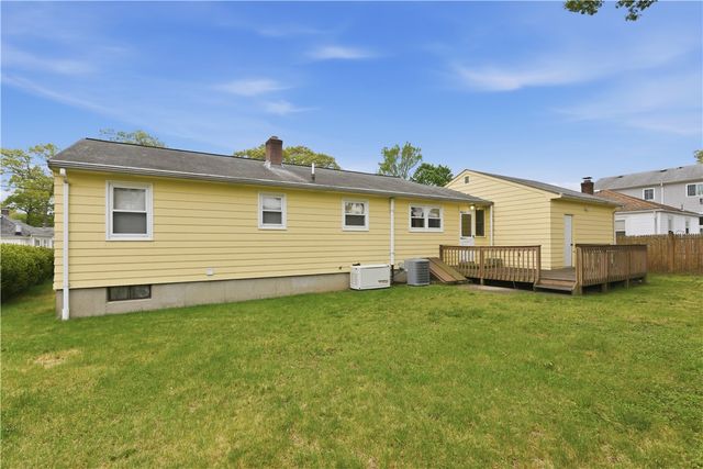 121 Fern Street, Warwick, RI 02889