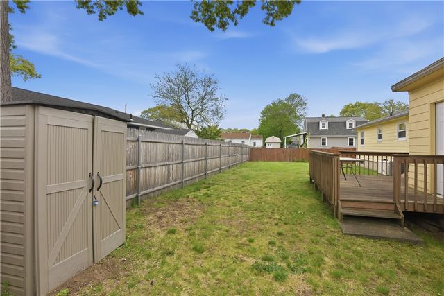 121 Fern Street, Warwick, RI 02889