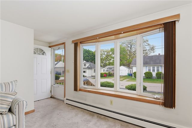 121 Fern Street, Warwick, RI 02889