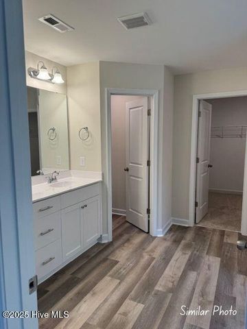 1115 Lunenburg Place, Jacksonville, NC 28540