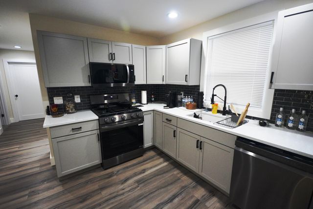 3927 Madison Street, Kalamazoo, MI 49008
