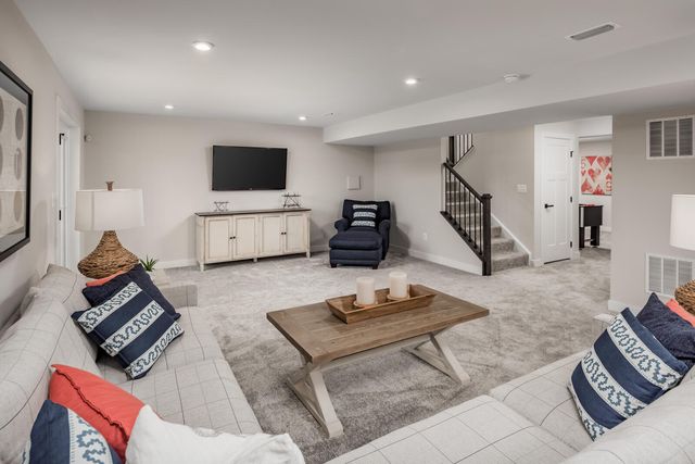 7236 Fairway Rdg CIR, Salem, VA 24153