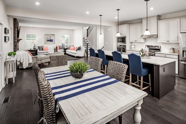 7236 Fairway Rdg CIR, Salem, VA 24153