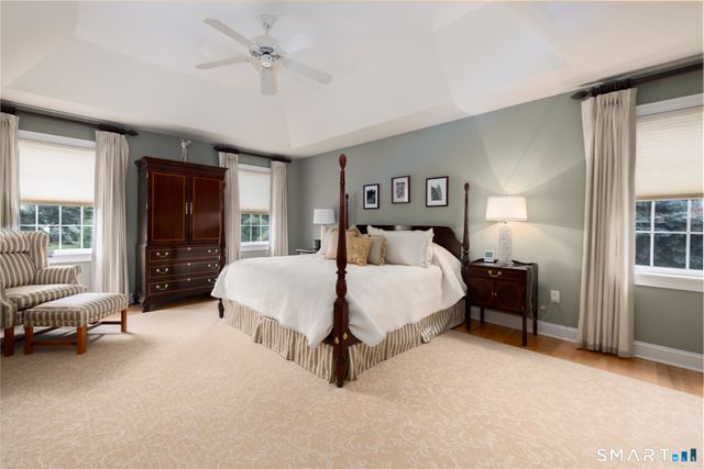 21 Merlins Lane, Newtown, CT 06470