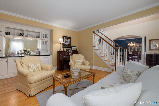21 Merlins Lane, Newtown, CT 06470