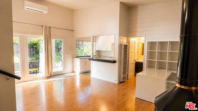 14829 Otsego Street, Sherman Oaks, CA 91403