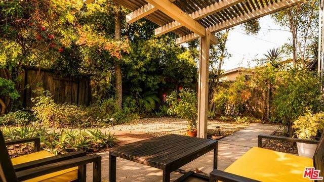 14829 Otsego Street, Sherman Oaks, CA 91403