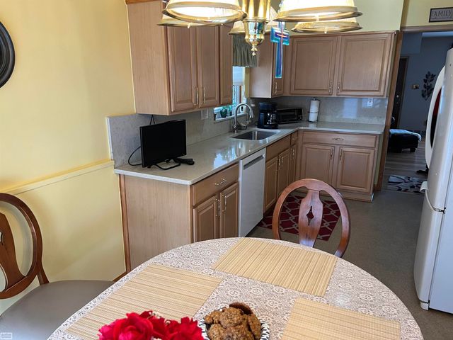 22832 Gary Lane, Saint Clair Shores, MI 48080