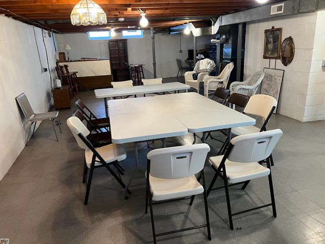 22832 Gary Lane, Saint Clair Shores, MI 48080