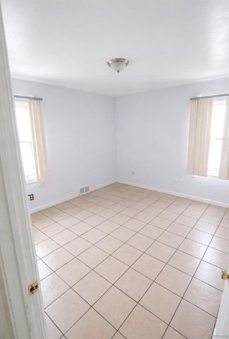 1282 Applewood Avenue, Lincoln Park, MI 48146