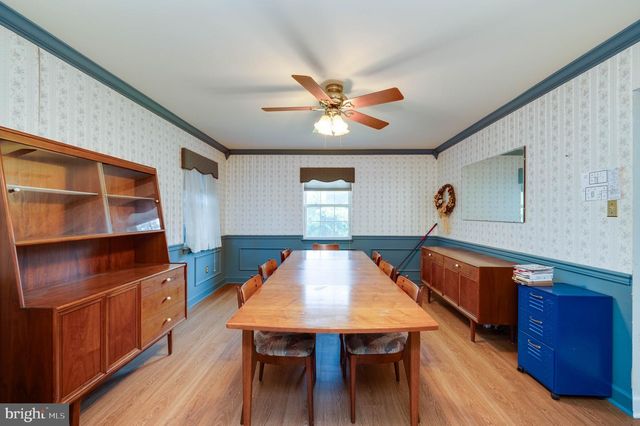 20 MEADOW RIDGE RD, Temple, PA 19560