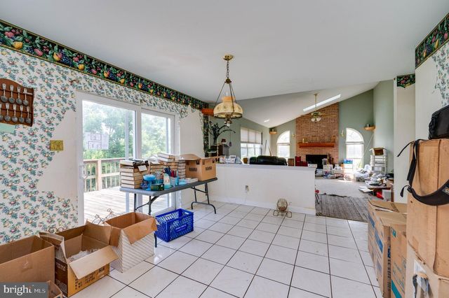 20 MEADOW RIDGE RD, Temple, PA 19560