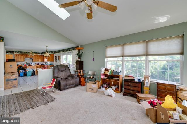 20 MEADOW RIDGE RD, Temple, PA 19560