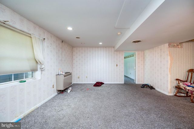 20 MEADOW RIDGE RD, Temple, PA 19560