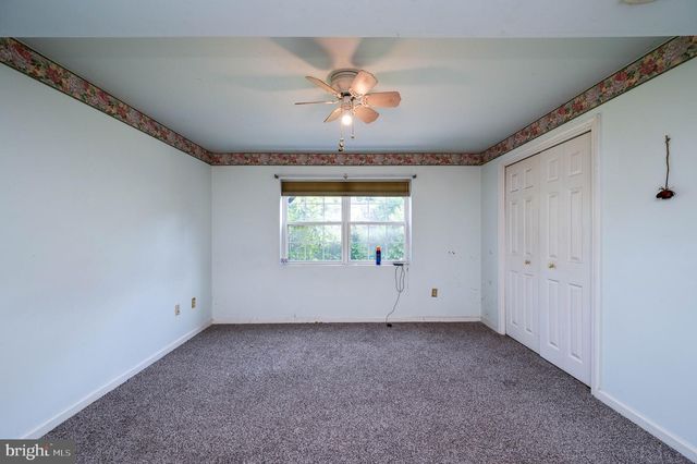 20 MEADOW RIDGE RD, Temple, PA 19560