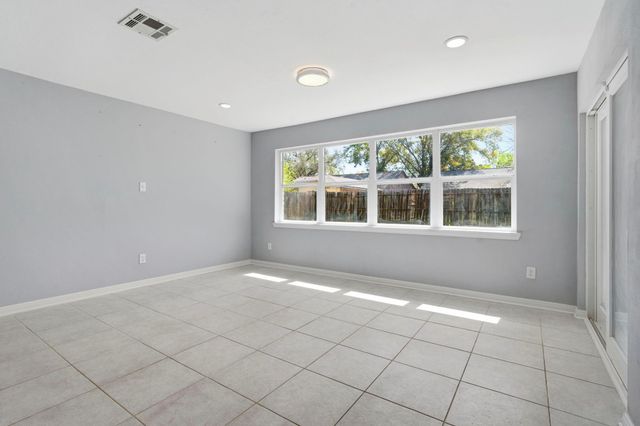 12811 Club Lane, Houston, TX 77099