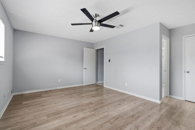 12811 Club Lane, Houston, TX 77099