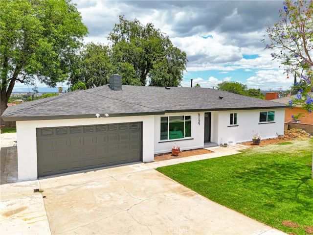 5137 Peacock Lane, Riverside, CA 92505