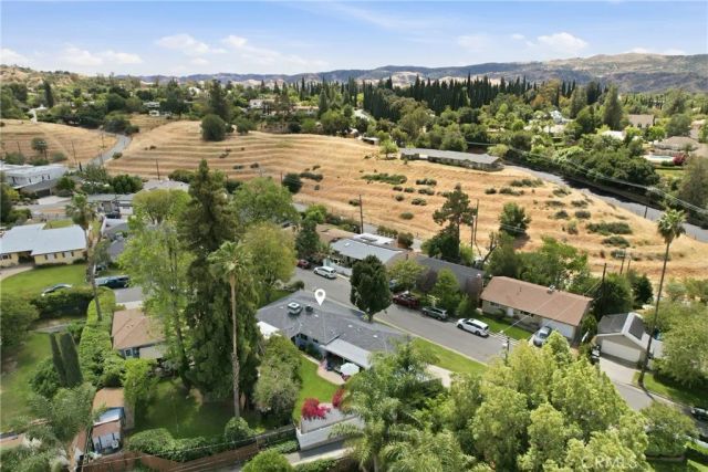 1329 La Loma Dr., Redlands, CA 92373