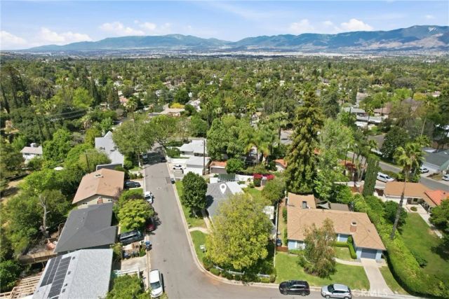 1329 La Loma Dr., Redlands, CA 92373