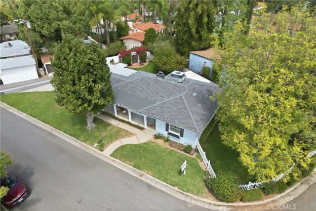 1329 La Loma Dr., Redlands, CA 92373