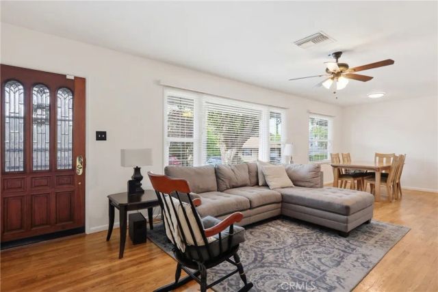 1329 La Loma Dr., Redlands, CA 92373