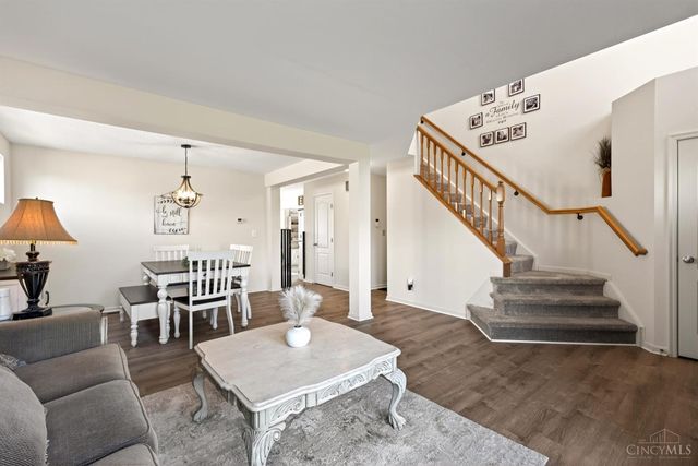 1166 Arbor Springs, Hamilton, OH 45013