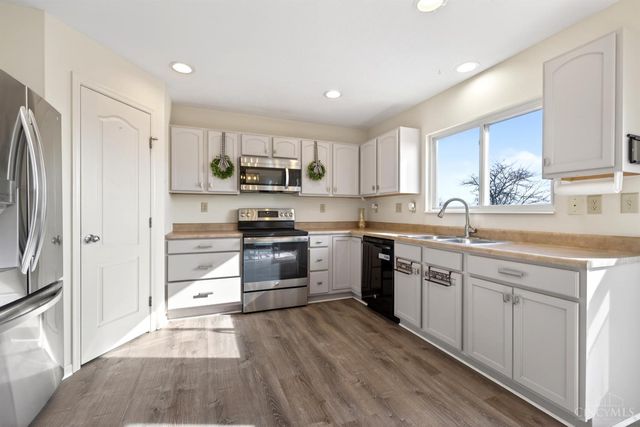 1166 Arbor Springs, Hamilton, OH 45013