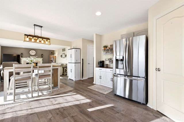 1166 Arbor Springs, Hamilton, OH 45013